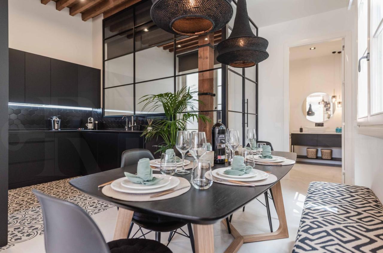 Premium Loft In The Heart Of Malaga By Rems Apartment Exterior photo